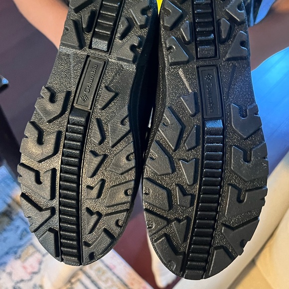 Columbia Youth powderbug plus Snowboots Size 2 - Picture 3 of 4